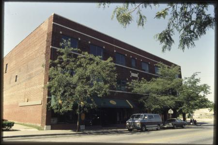 Lincoln Building, 1980s. Courtesy Missouri Valley Special Collections, Kansas City Public Library.